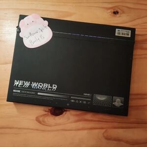 NINE.i - New World kpop album